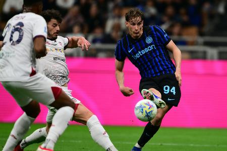 Inter nach Heimsieg auf Meisterkurs