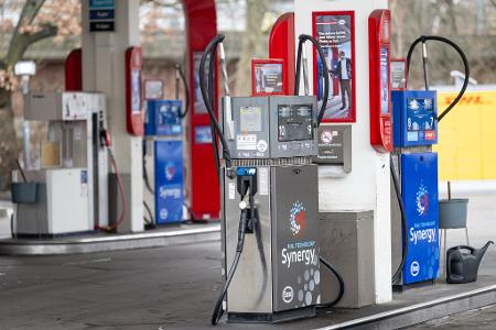 Eine Tankstelle in Berlin-Tiergarten. Momentan bewegen sich die Preise nach unten,
