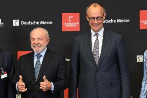 Merz erhofft sich von der Hannover-Messe ein Zeichen der Zuversicht