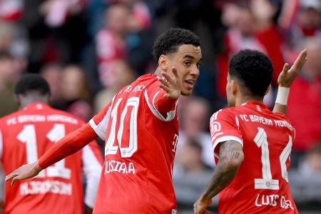 FC Bayern vs. VfB Stuttgart: Noten und Einzelkritik - Durch den souveränen 4:2-Sieg gegen den VfB Stuttgart macht der FC Bayern die 35. Meisterschaft perfekt - eine weitere Machtdemonstration der Münchner. Alle Bayern-Stars in der Einzelkritik: