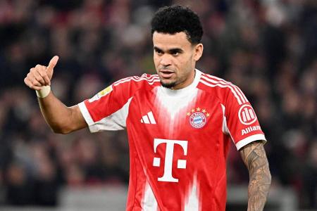 Luis Diaz (bis 45.) - Note: 1,0 - War einer der wenigen Real-Helden, die in der Startelf blieben. Brauchte ein paar Minuten, um in der Partie anzukommen, zeigte dem VfB dann aber die Grenzen auf. Löste die Situation vor dem 2:1 herausragend auf, bereitete auch das dritte Bayern-Tor vor. Großer Spielwitz, herausragende Handlungsschnelligkeit.