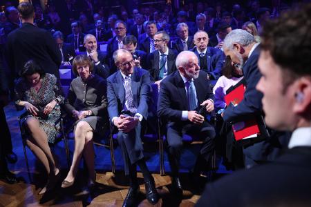 Merz (l) und Lula in der ersten Reihe bei der Eröffnung der Hannover Messe: Brasilien ist erneut Partnerland – wie schon 1980, als es das erste überhaupt war.