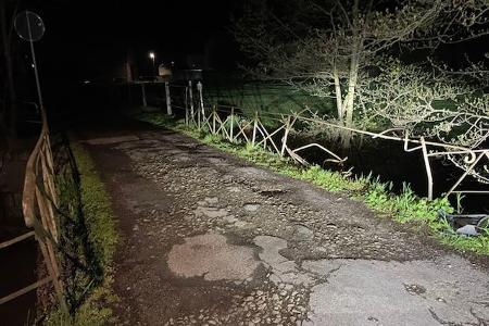 beschädigtes Geländer