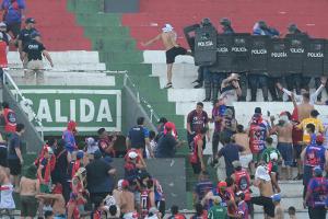 Randale: Spielabbruch in Paraguay