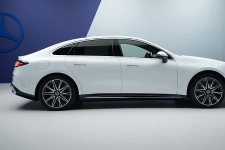 Mercedes C400 4Matic EQ Elektro SPERRFRIST 20.04.26 13 Uhr