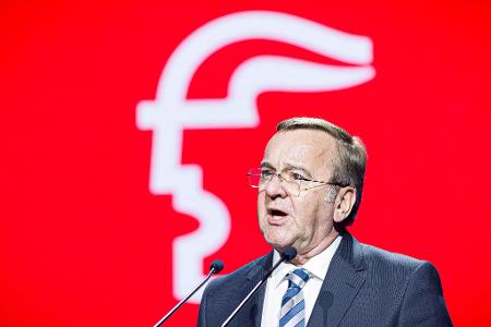 Pistorius auf der Hannover Messe – dass ein Bundesverteidigungsminister auf der weltgrößten Industrieschau spricht, ist ungewöhnlich.