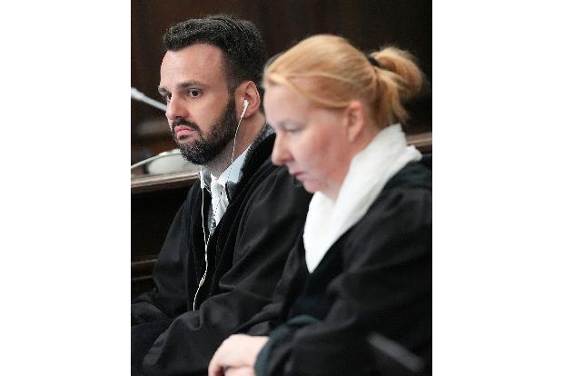 Die Staatsanwaltschaft ist von der Schuld der insgesamt sieben Angeklagten überzeugt.
