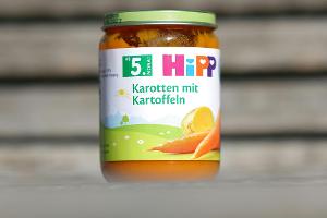 Die Polizei in Österreich sucht nach einem möglicherweise mit Gift verseuchten zweiten Glas mit Babynahrung. (Symbolbild)