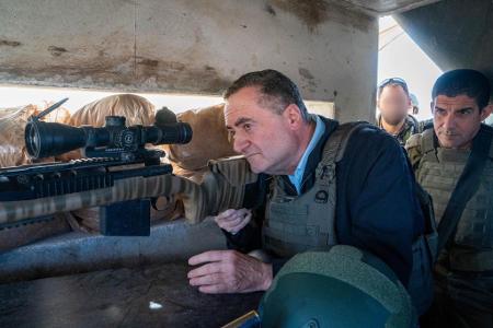 Israels Verteidigungsminister Israel Katz bei einem früheren Truppenbesuch im Südlibanon. (Archivbild)