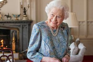 Queen Elizabeth II.: Zwischen Perlenkette und Protokoll