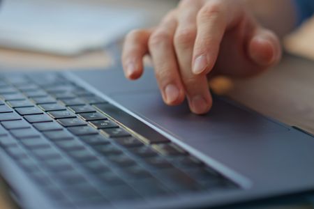 Touchpad funktioniert nicht unter Windows 11? So behebst Du den Fehler