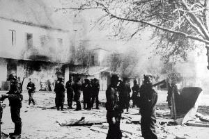 Ausgangspunkt ist eine Klage griechischer Opfer des NS-Massakers von Distomo vom 10. Juni 1944, bei dem die Waffen-SS 218 Bewohner des Dorfes massakrierte. (Archivbild)