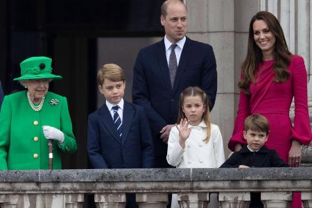 Zum 100. Geburtstag: William und Kate erinnern an Queen Elizabeth II.