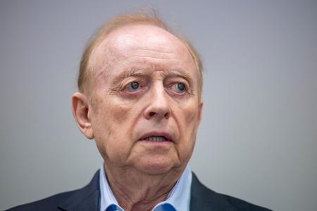 Bleibt wegen Krankheit auf freiem Fuß: Alfons Schuhbeck. (Archivbild)
