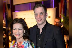 Hannelore Elsners Sohn teilt Erinnerungen: "Vermisse dich, Mama"