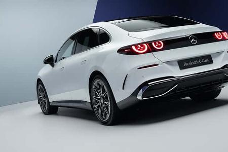 Mercedes C400 4Matic EQ Elektro SPERRFRIST 20.04.26 13 Uhr