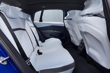 SPERRFRIST 18.03.2026 11 Uhr BMW i3 50 xDrive Neue Klasse