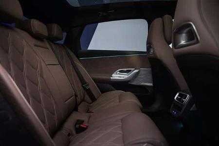 Mercedes C400 4Matic EQ Elektro SPERRFRIST 20.04.26 13 Uhr