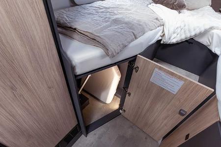 Frankia Neo Liner, Wohnmobil, Integrierter,Innen, Stauraum