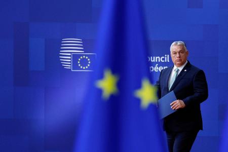 Ungarns scheidender Ministerpräsident Viktor Orban hat sein Veto gegen ein milliardenschweres EU-Darlehen zurückgezogen. (Archivbild)