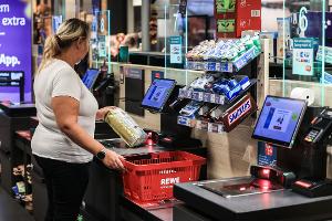 Der Handelskonzern Rewe setzte 2025 mehr um als im Vorjahr. (Archivbild)