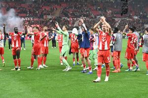 "Riesiges Geschenk": Bayern heiß auf Berlin - und Paris