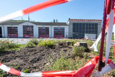 Ein externer Projektplaner soll Vorschläge zum Weiterbau des Feuerwehrhauses machen. 