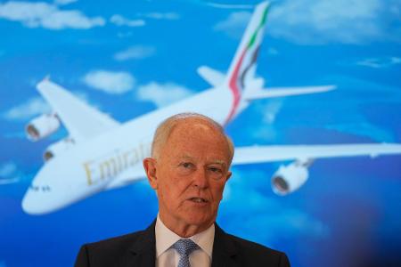 Der Chef von Emirates Airlines, Tim Clark, ist zuversichtlich, dass die Golfregion als wichtiges Drehkreuz und Reiseziel schnell wieder auf die Beine kommen wird (Archivbild)