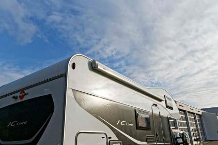 Hagelschäden am Wohnmobil