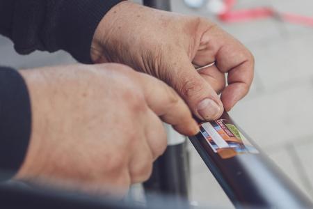 Fahrradcodierung am 19. Mai auf dem Wochenmarkt in Rüsselsheim. Anmeldung erforderlich.