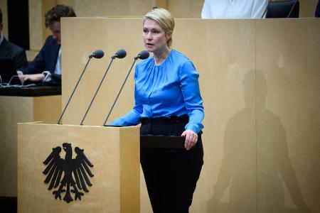Ministerpräsidentin Schwesig hält weitere Entlastungen für nötig.