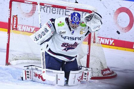 Eisbären eiskalt: Berlin gewinnt erstes Finale in Mannheim