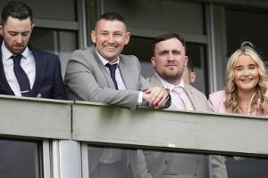 Passender Name: Littler und Bunting kaufen Rennpferd