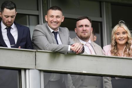 Passender Name: Littler und Bunting kaufen Rennpferd