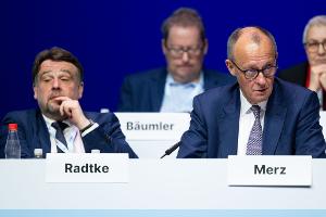 Radtke und Merz - die beiden Protagonisten des CDA-Kongresses.