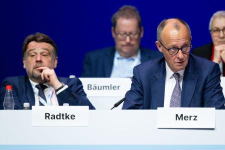 Radtke und Merz - die beiden Protagonisten des CDA-Kongresses.