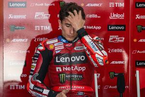 MotoGP: Marc Márquez fliegt in Jerez ab - Sieg für Bruder Àlex