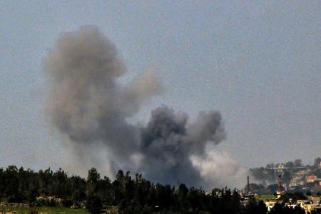 Die vereinbarte Waffenruhe hält nicht. Im Südlibanon gibt es weiter Luftangriffe und Kämpfe. 