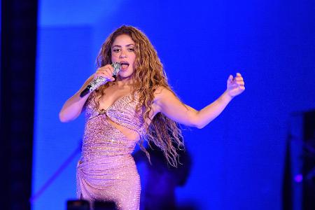 Die kolumbianische Sängerin Shakira tritt am Samstag am legendären Copacabana-Strand auf. (Archivbild)