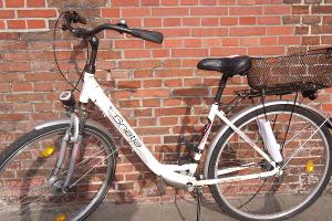 weißes Fahrrad der Marke "Gratia City"