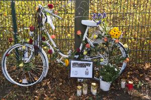 Nach vorläufiger Statistik war jeder sechste (16,4 Prozent) im Straßenverkehr getötete Mensch mit dem Fahrrad unterwegs. (Archivbild)