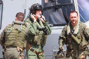 Besuch in Cádiz: König Felipe fliegt Marinehubschrauber