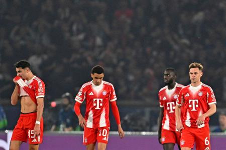 PSG vs. FC Bayern: Noten zum CL-Halbfinale - Im Halbfinal-Hinspiel der Champions League erlebt der FC Bayern in Paris einen denkwürdigen Abend. Im Parc des Princes lieferten sich die Münchner mit PSG ein historisches Offensiv-Spektakel. Trotz der 4:5-Pleite bleiben der Kompany-Elf noch Chancen aufs Endspiel. Alle Bayern-Stars in der Einzelkritik: