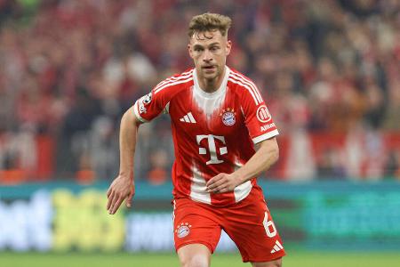 MITTELFELD: Joshua Kimmich - Note: 3,5 - Konnte in einem Spiel fast ohne Mittelfeld-Passagen seine Stärken kaum ausspielen. Brachte den Ball vor dem Bayern-Elfmeter aber in die heiße Zone und stiftete mit dem Freistoß-Assist für Upemecano neue Hoffnung. Gegen den Ball verlor er bei den Kontern derweil regelmäßig komplett den Überblick.