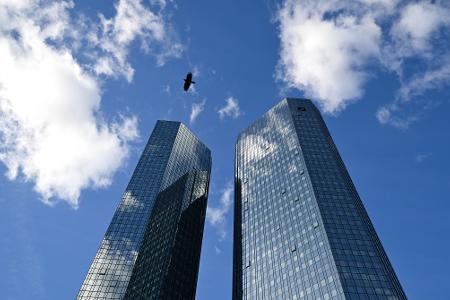 Die Deutsche Bank hat im ersten Quartal besser abgeschnitten als erwartet. (Archivbild)