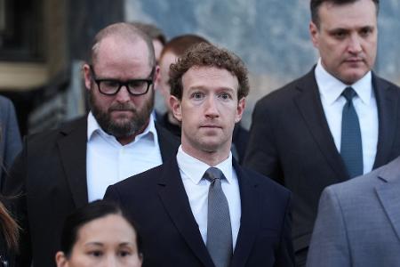 Meta-CEO Mark Zuckerberg hatte in einem Gerichtsprozess in den USA eingeräumt, dass etwa auf Instagram auch Nutzer unter 13 Jahren zugreifen. (Archivbild) 