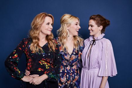 Lea Thompson + Zoey Deutch + Madelyn Deutch