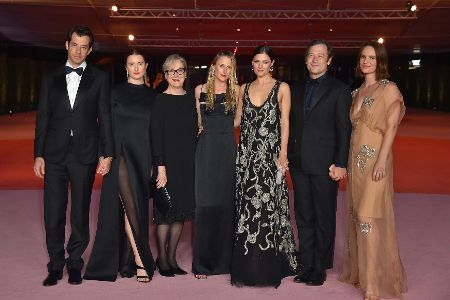 Mark Ronson, Mamie Gummer, Meryl Streep, Grace Gummer, Louisa Jacobson, Henry Wolfe und Tamryn Storm Hawker
