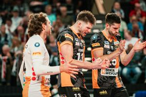 Volleyball: Berlin gewinnt erstes Finalspiel