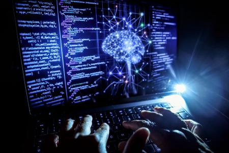 Künstliche Intelligenz kommt in immer mehr Industriebetrieben zum Einsatz. (Symbolbild)